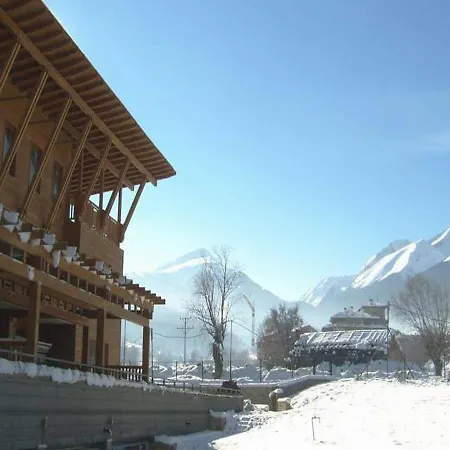 Aparthotel Eagle Lodge Hotel 2*